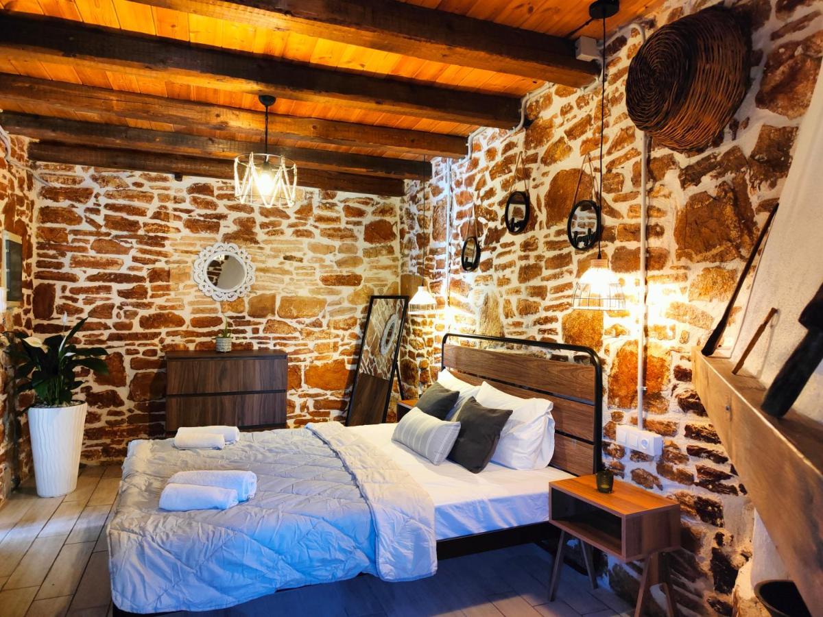 Vila Apostolis Agios Pavlos  Exteriör bild